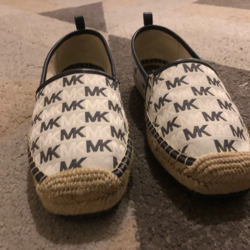 Michael Kors Espadrilles - Picture 5 of 12